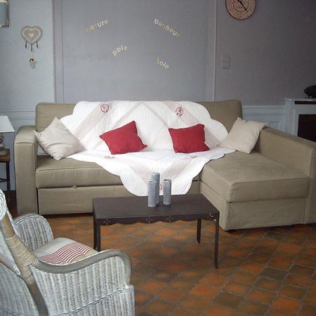 Meuble De Tourisme Le Gilliard Villa Chavanges Ruang foto